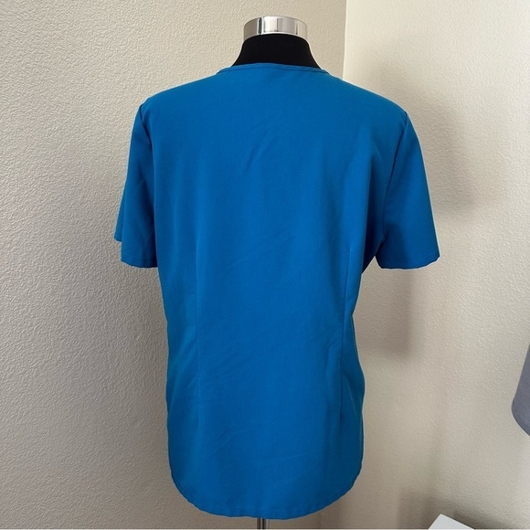 FIGS Women's Casma Three-Pocket Scrub Top Turquoise Blue PO1652 - Picture 8 of 13